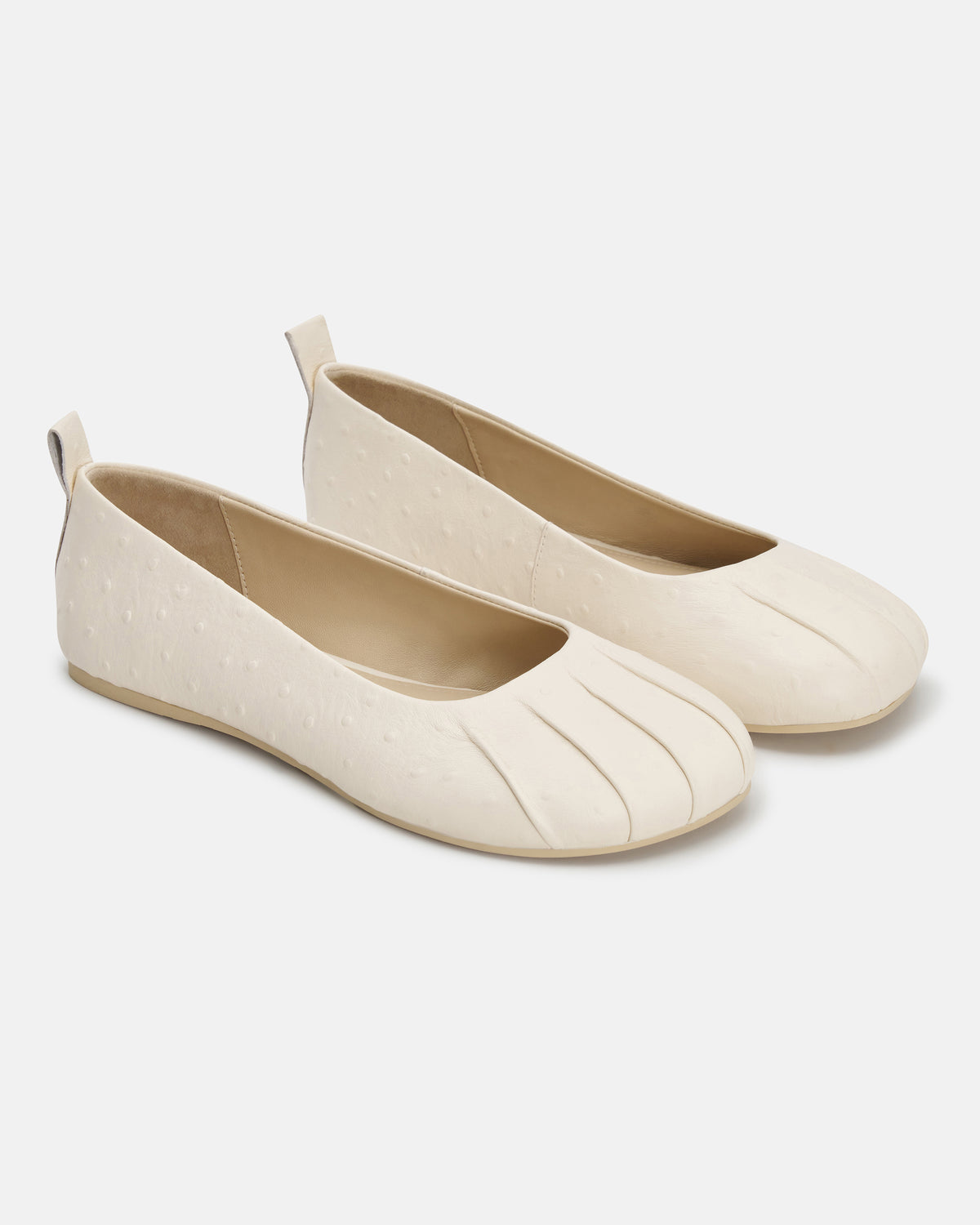 NIXIE BAREFOOT FLAT - BONE OSTRICH