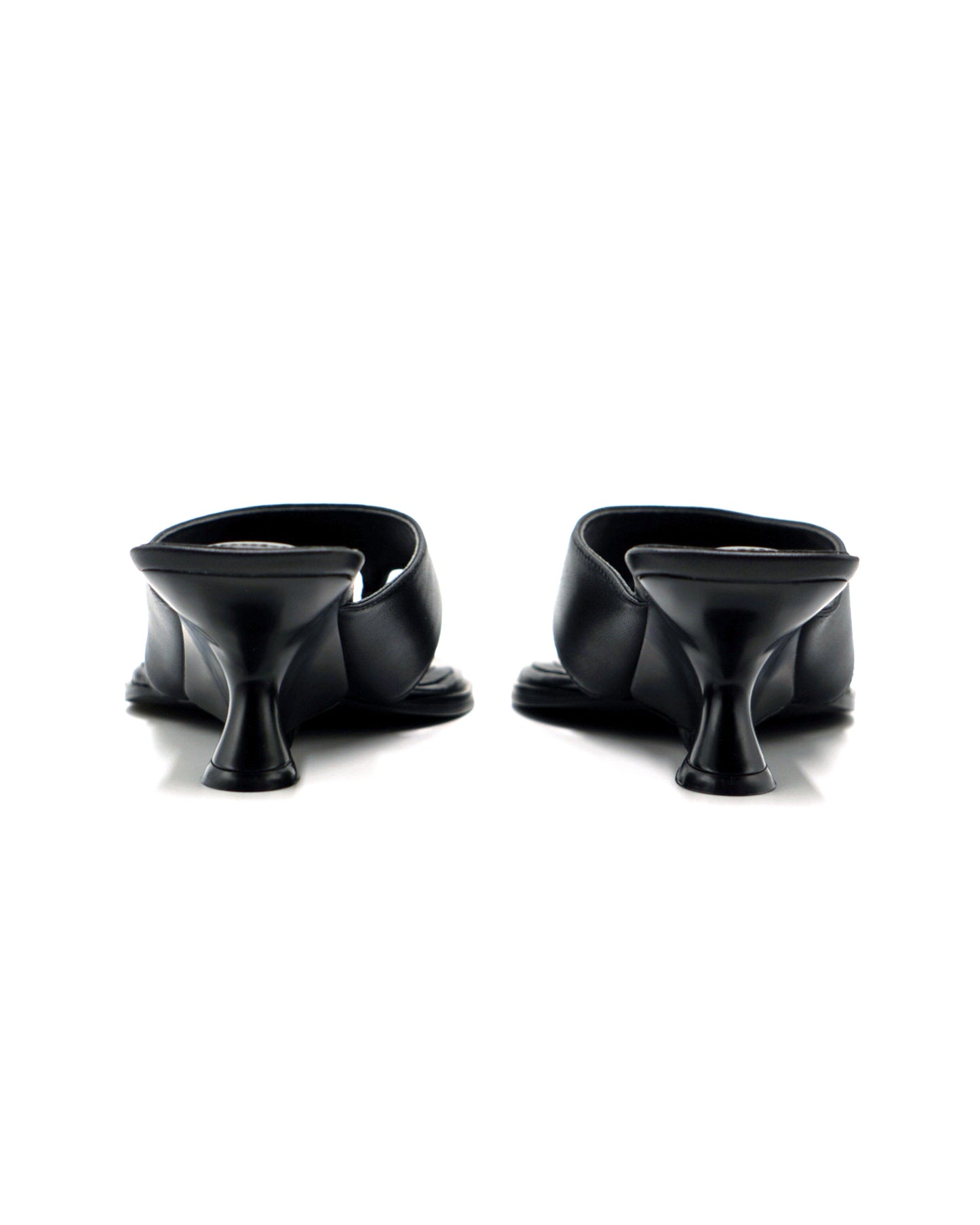 TOE POST WEDGE BLACK