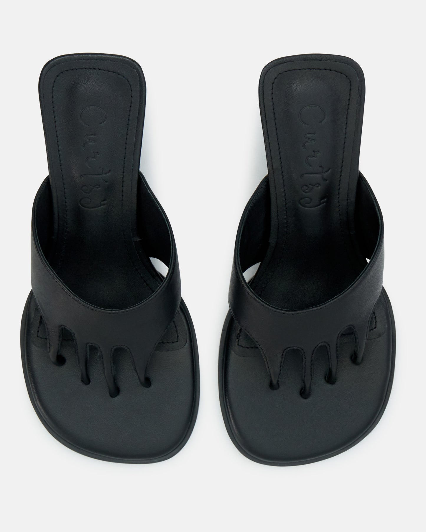 TOE POST WEDGE BLACK