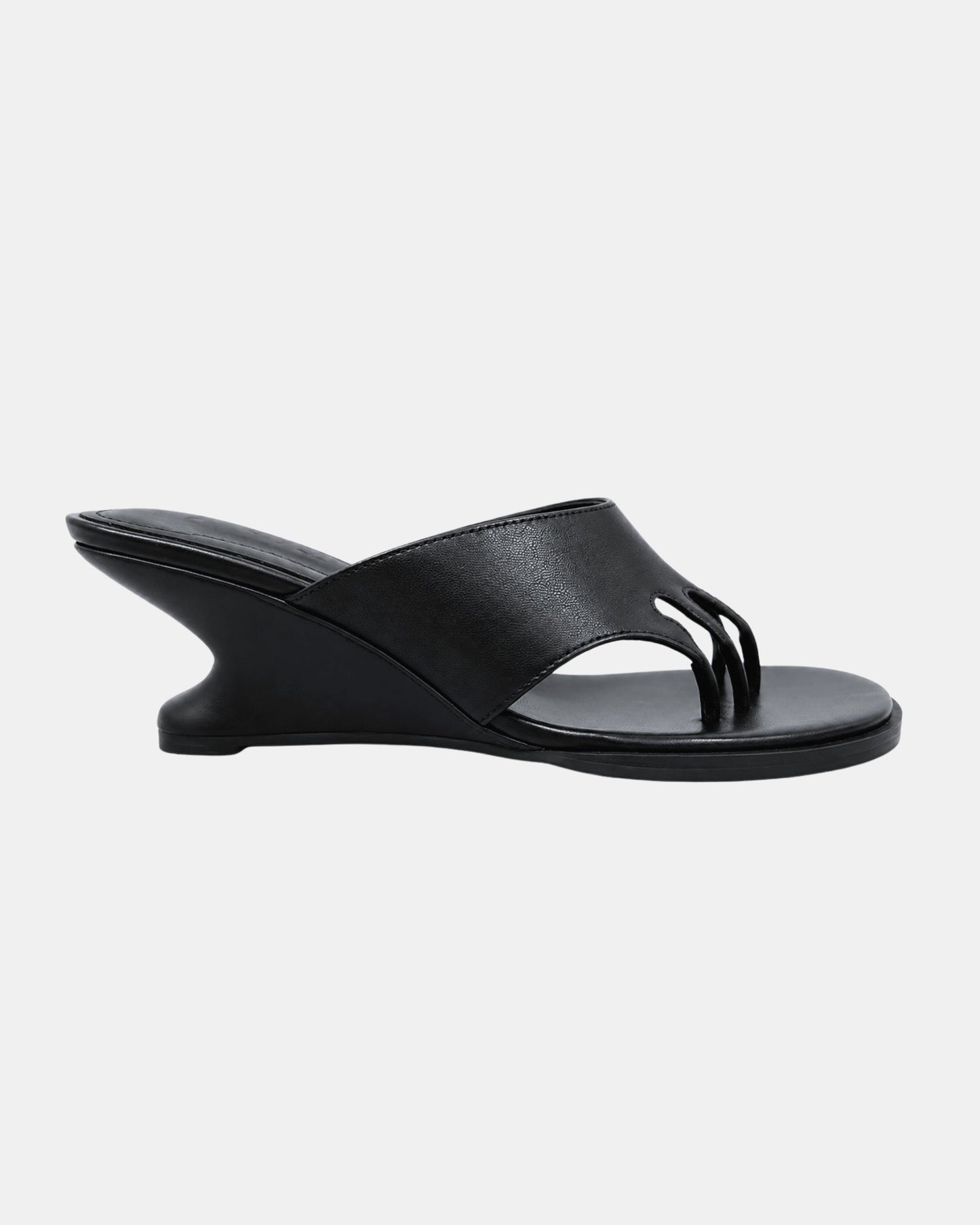 PRE ORDER - TOE POST WEDGE BLACK